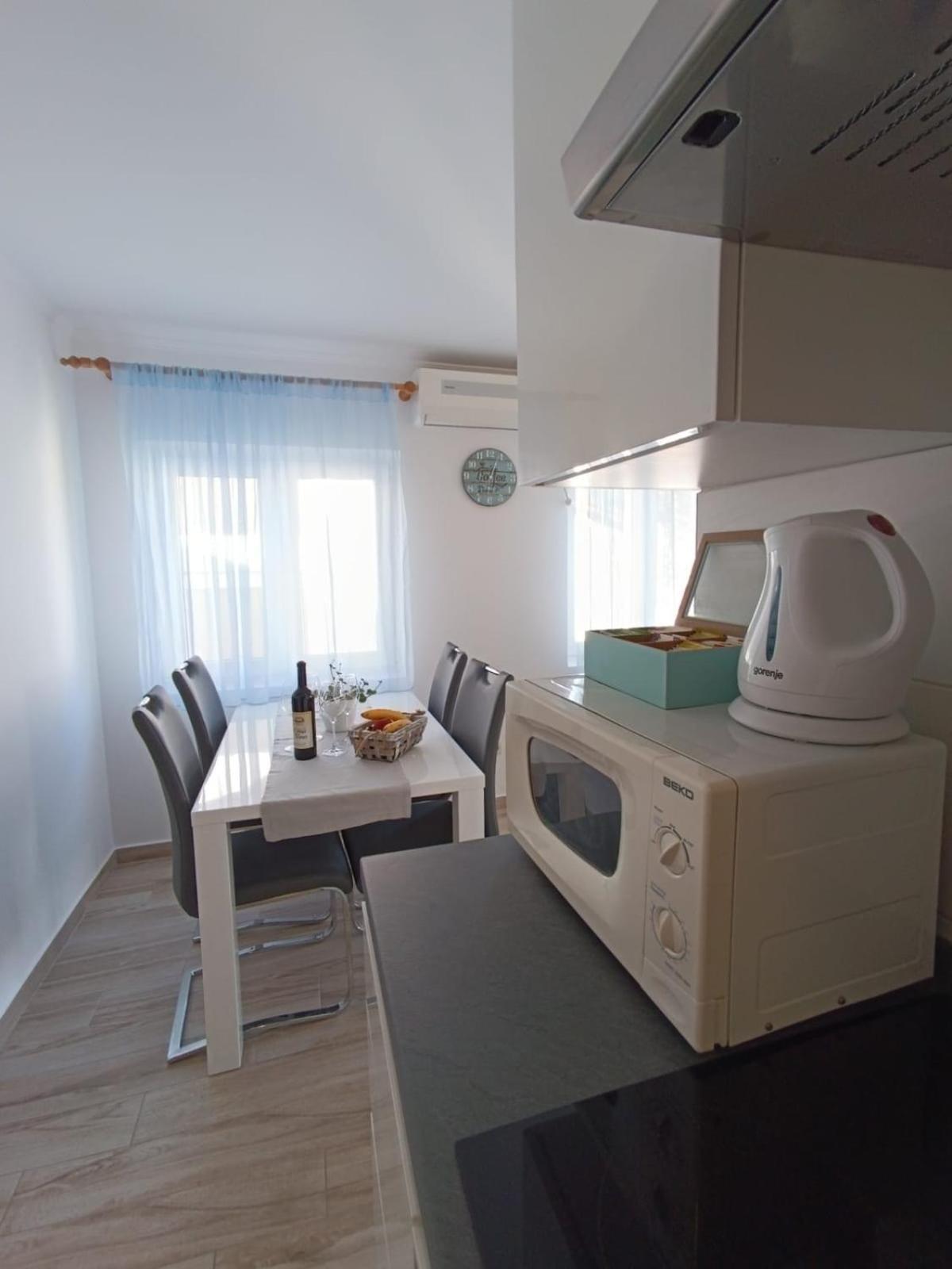 Apartments And Rooms By The Sea Palit, Rab - 5010 Zimmer foto